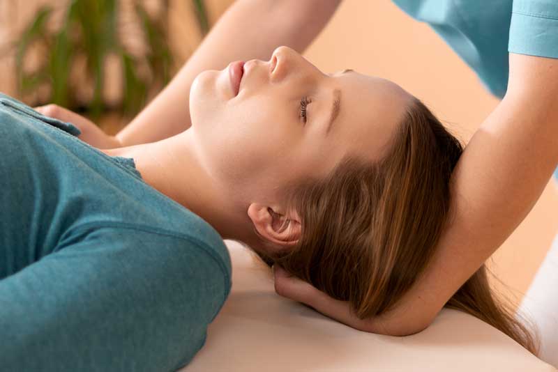 Patient education with chiropractor